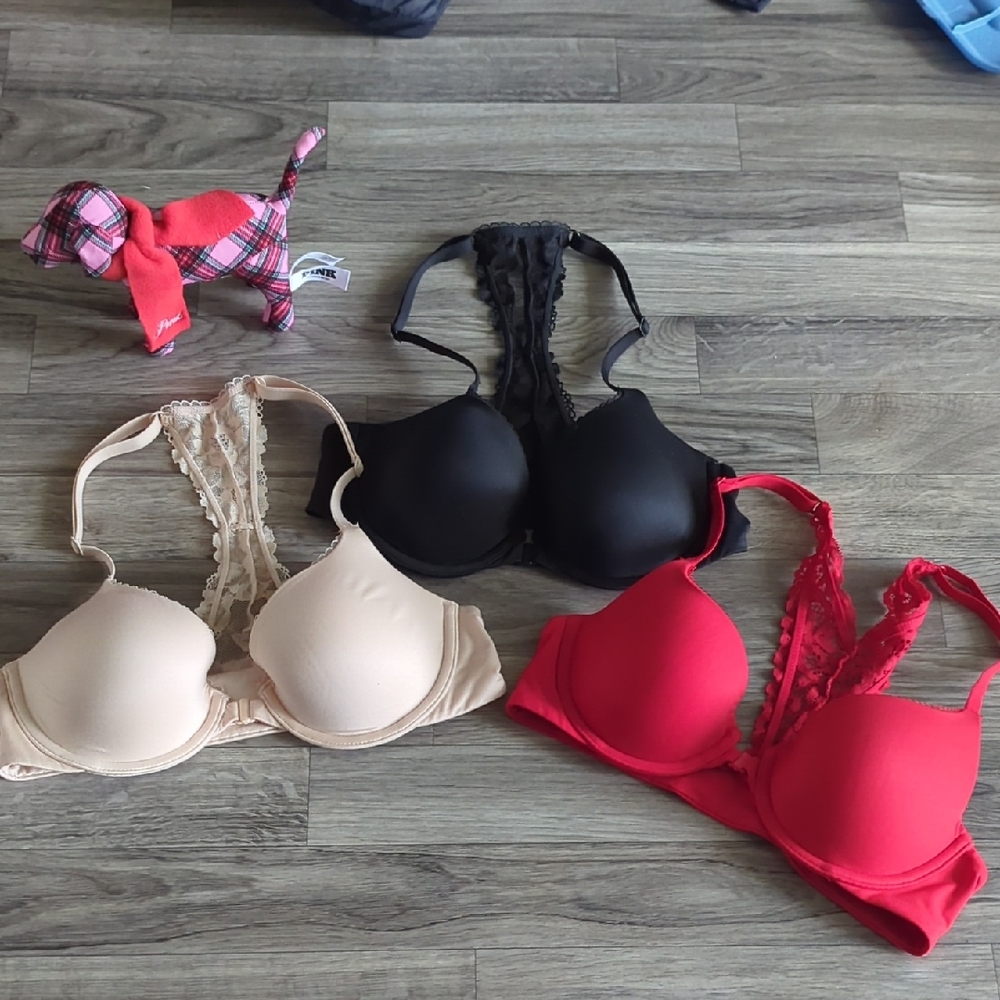 Victoria's Secret 32C Lace Back Bra Trio - Black, Red, and Cream NWOT!!